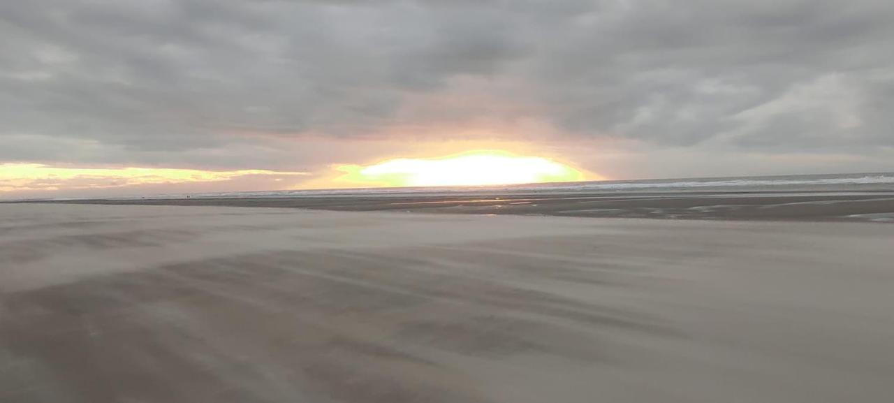Le Pouget , Studio, Rez De Chaussee, Front De Mer Wifi Le Touquet المظهر الخارجي الصورة